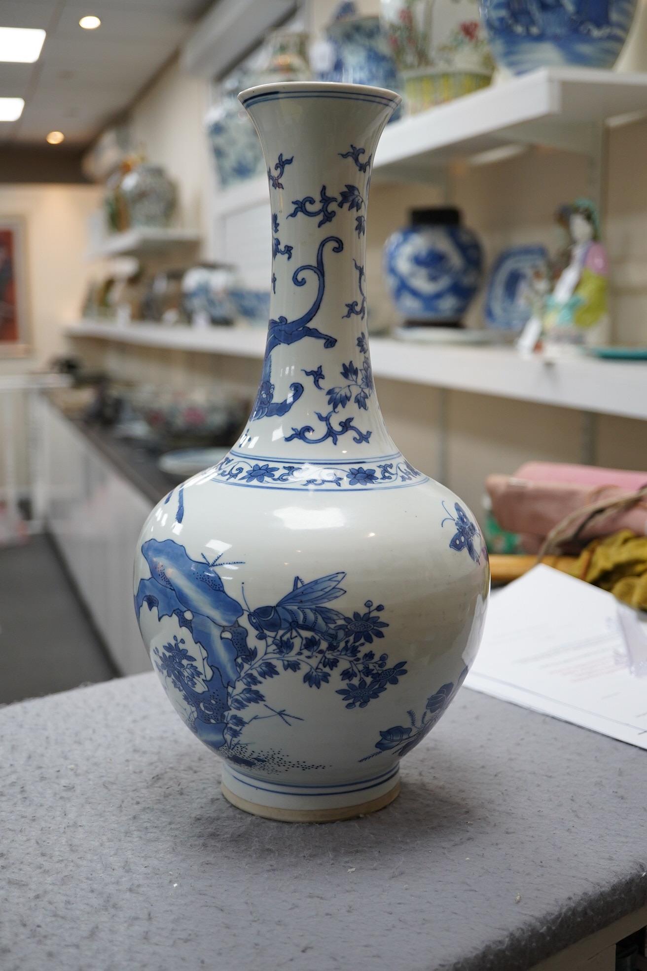 A Chinese blue and white bottle vase, Transitional, Chongzhen period, c.1630-1640